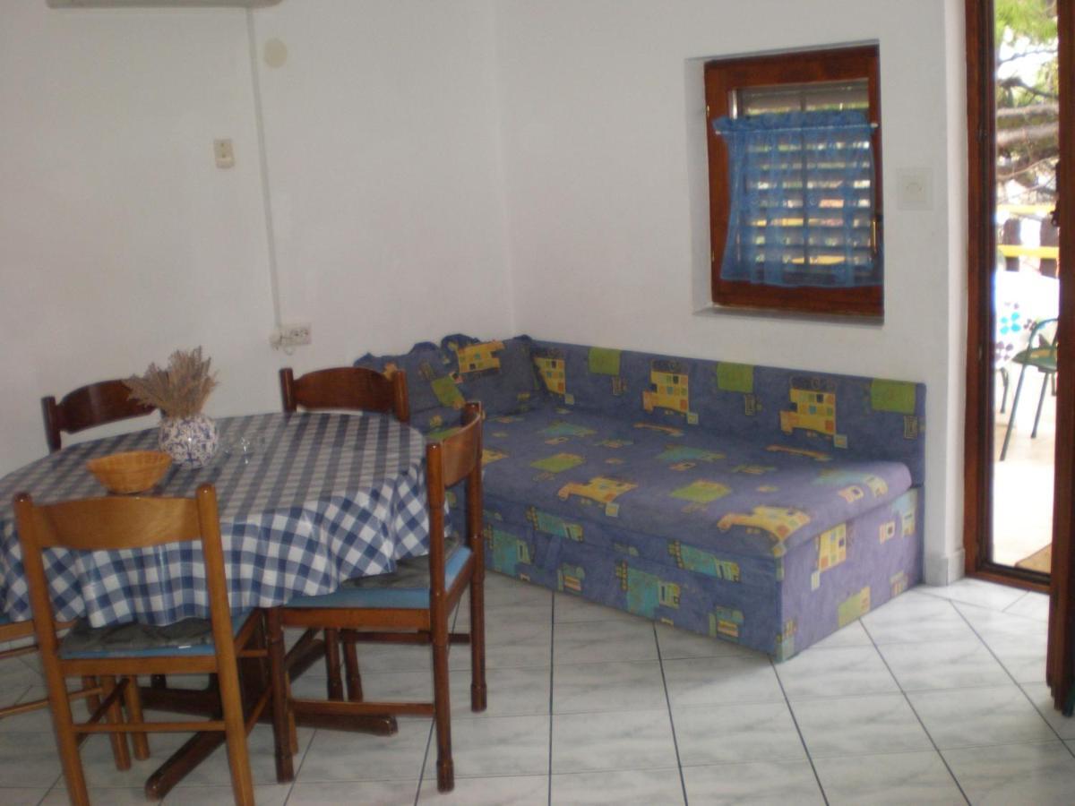Apartments Pogacic Vir Exterior photo