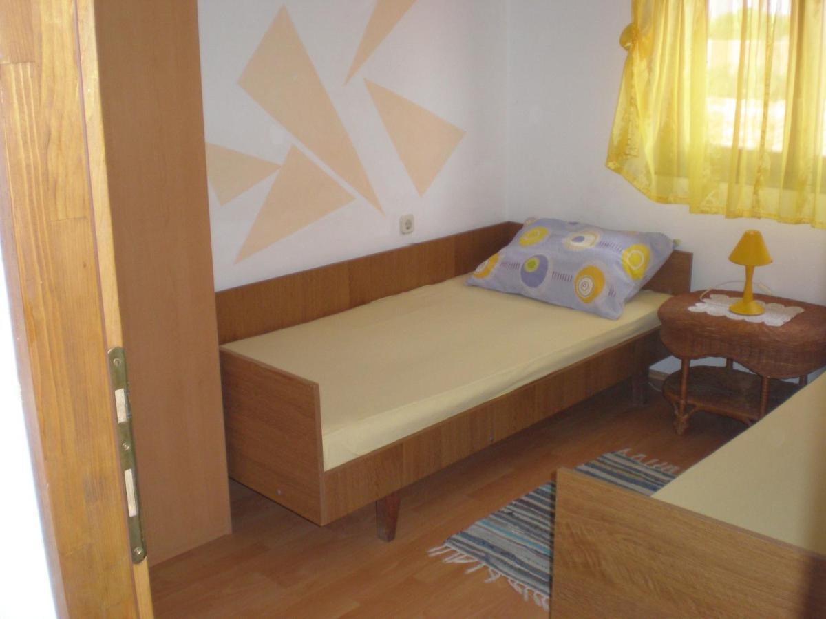 Apartments Pogacic Vir Exterior photo