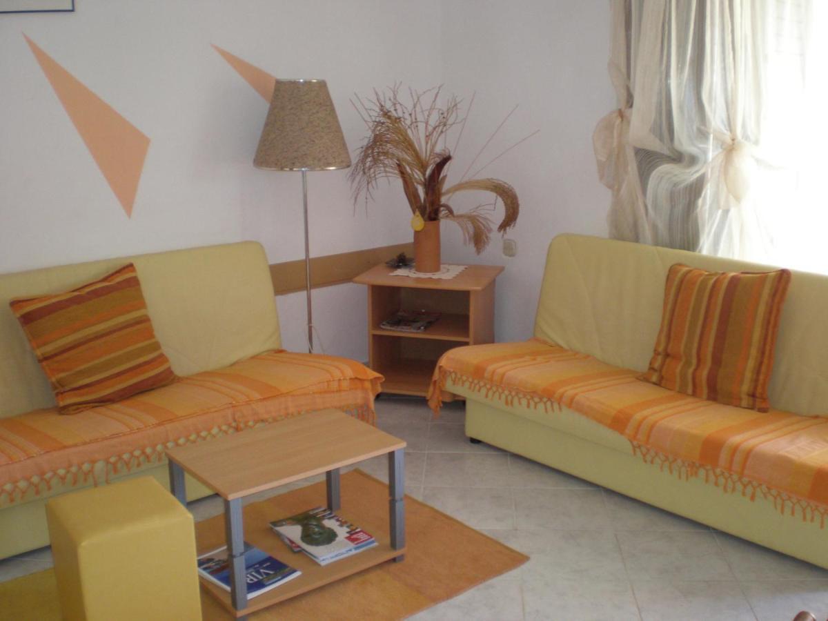 Apartments Pogacic Vir Exterior photo