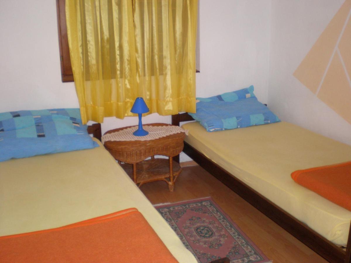 Apartments Pogacic Vir Exterior photo