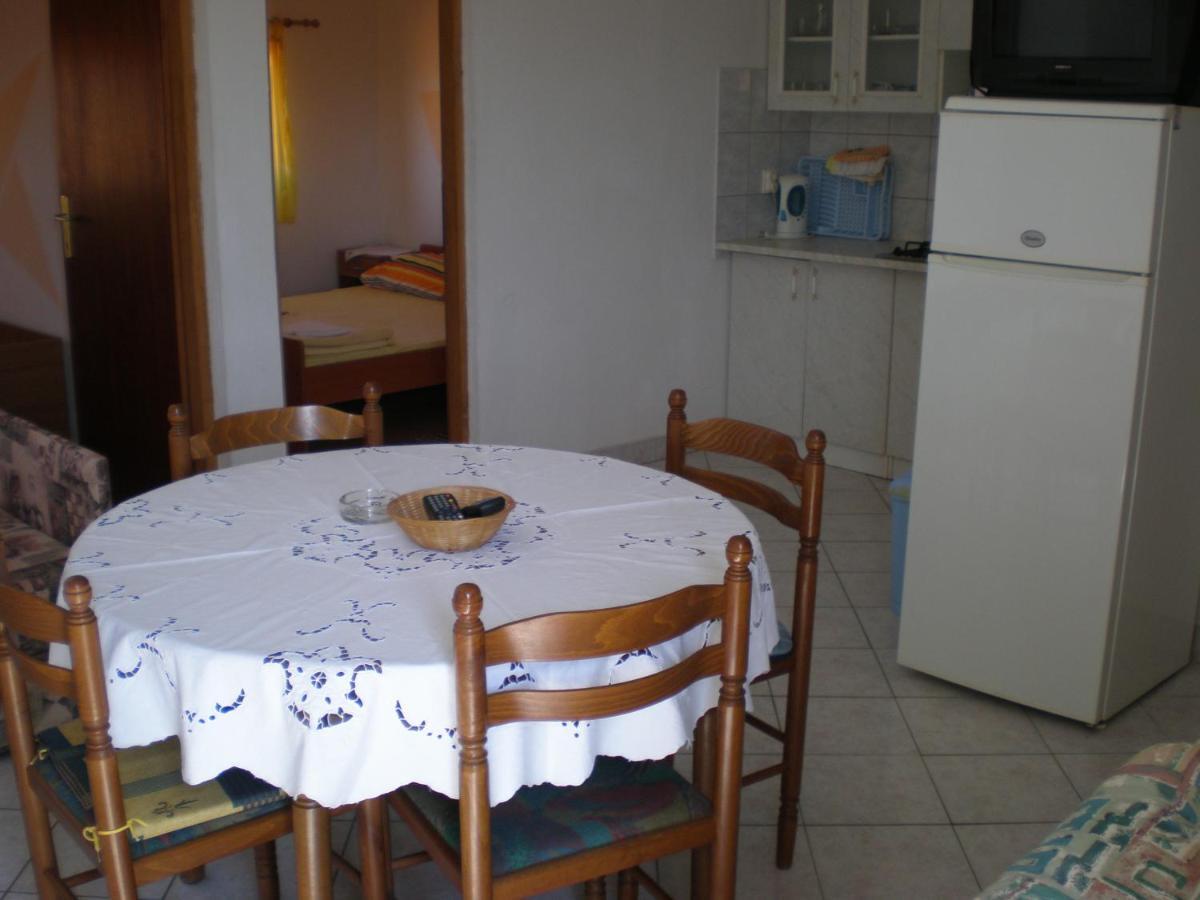 Apartments Pogacic Vir Exterior photo
